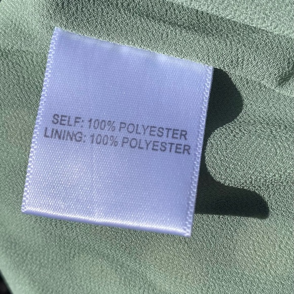 ROSE + OLIVE blouse Size XS. - Picture 9 of 9